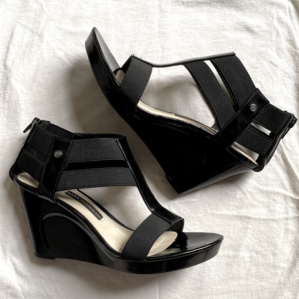 Dana Buchman Wedge Sandals
